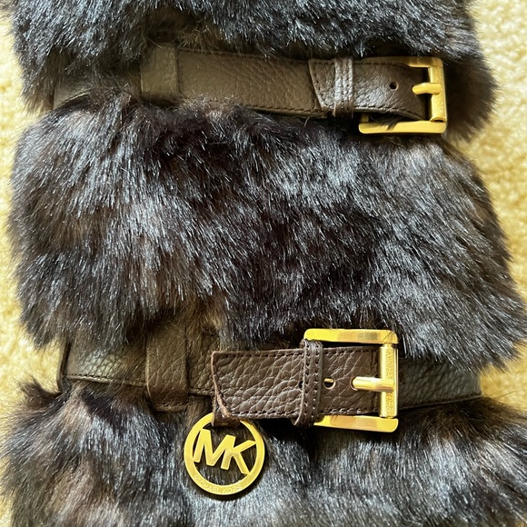 Michael Kors size 6 brown boots - Picture 4 of 8